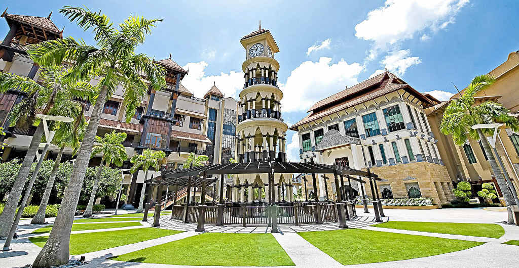 LINK: The Pullman Putrajaya Lakeside clock tower. LINK: The Pullman Putrajaya Lakeside clock tower.